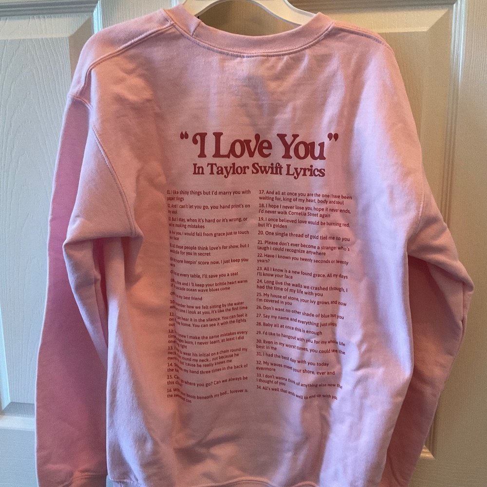 “I love you” in Taylor Swift Lyrics light pink crewneck sweatshirt-SMALL